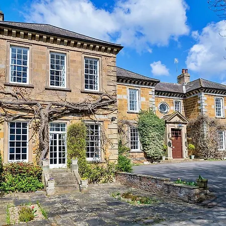 Finest Retreats - Pennine Hall Daire Thirsk